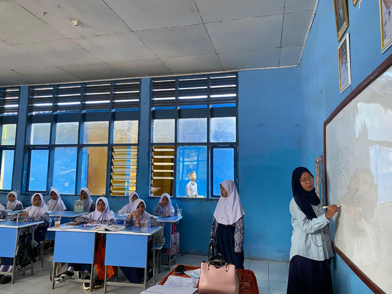 Sosialisasi Bimbel di SMP Negeri 1 Takalar